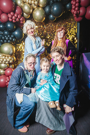 Frozen-December 07, 2025-7