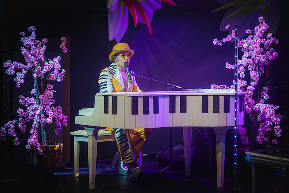 Elton_John-02-Feb-2024-0072-CR2_fine
