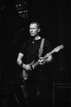 UKpinkfloyd-21-Mar-2024-0005-CR2_fine-Edit