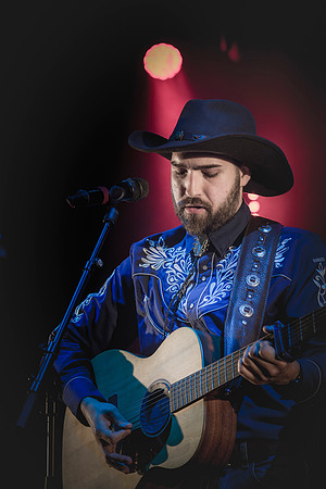 Ryan_Evans_Country_Night-26-May-2024-0012-CR2_fine