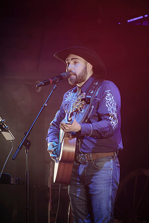 Ryan_Evans_Country_Night-26-May-2024-0007-CR2_fine