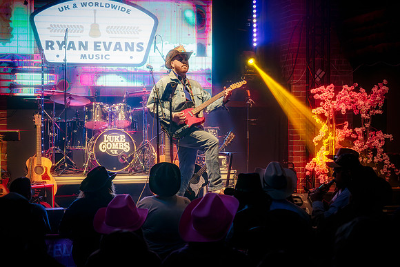 Luke_Combs_night-28-Apr-2024-0007-CR2_fine-Edit