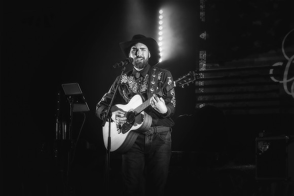 Ryan_Evans_Country_Night-26-May-2024-0039-CR2_fine-Edit